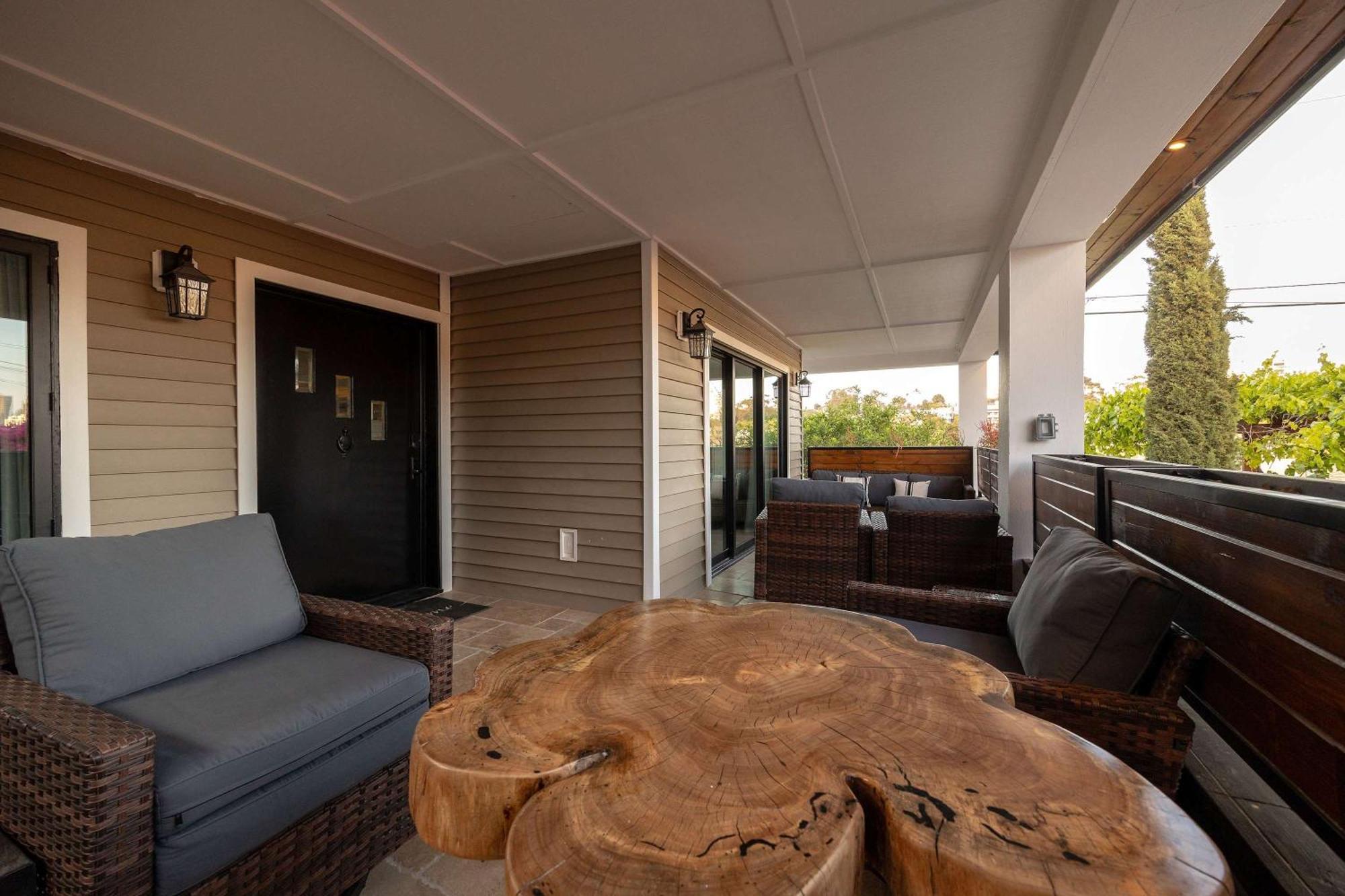 Holiday home Ocean Views And Oasis House
